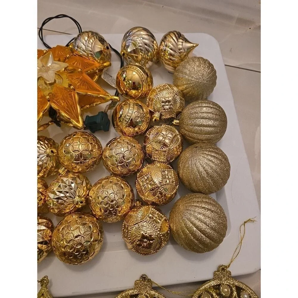 Christmas‎ Gold Silver Matte, Shiny & Glitter Ball Ornament Lot 50